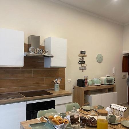 Apartament Miracles On 32Th Street Neapol Zewnętrze zdjęcie
