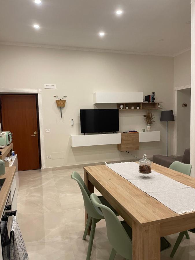 Apartament Miracles On 32Th Street Neapol Zewnętrze zdjęcie