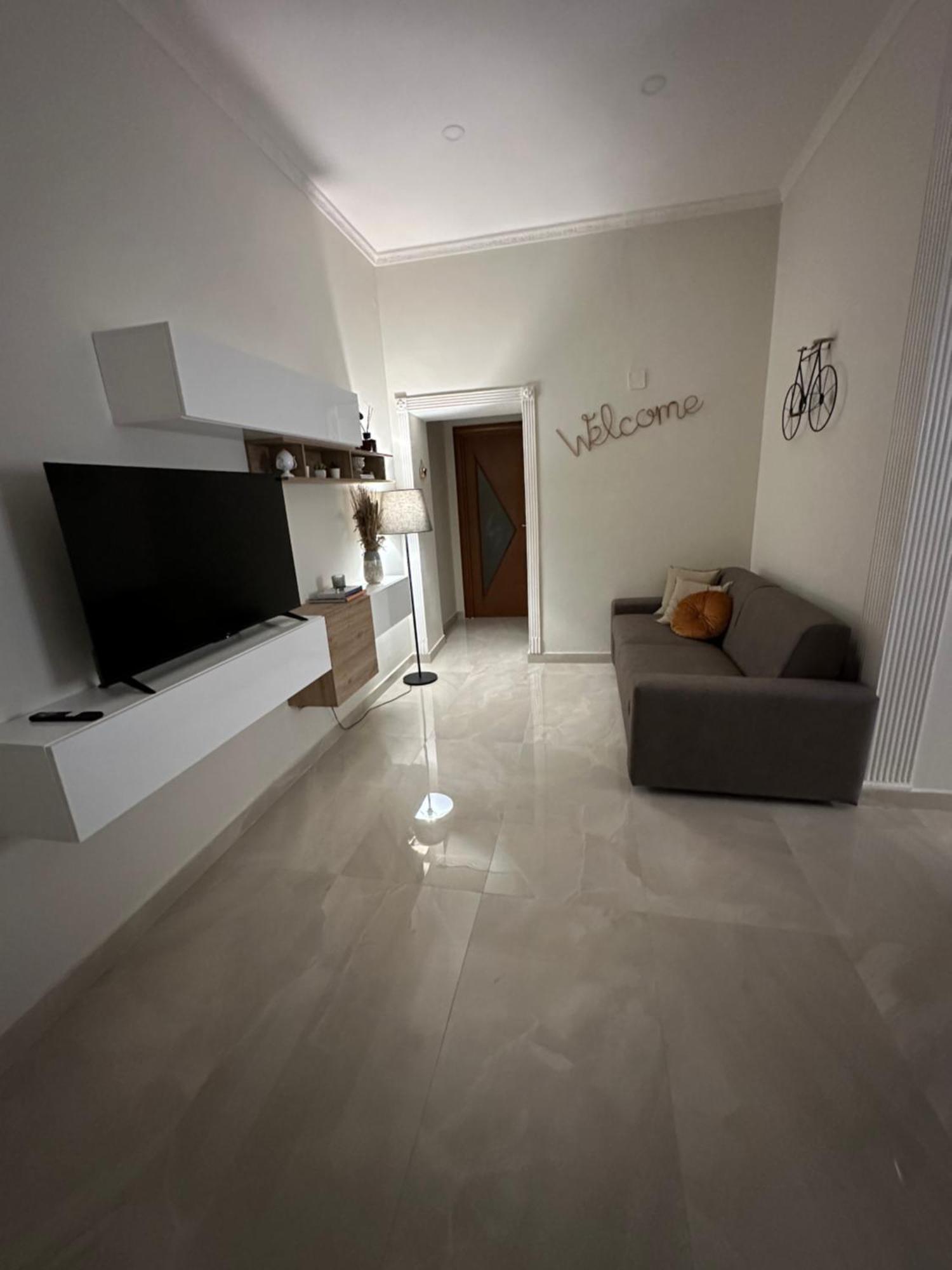 Apartament Miracles On 32Th Street Neapol Zewnętrze zdjęcie